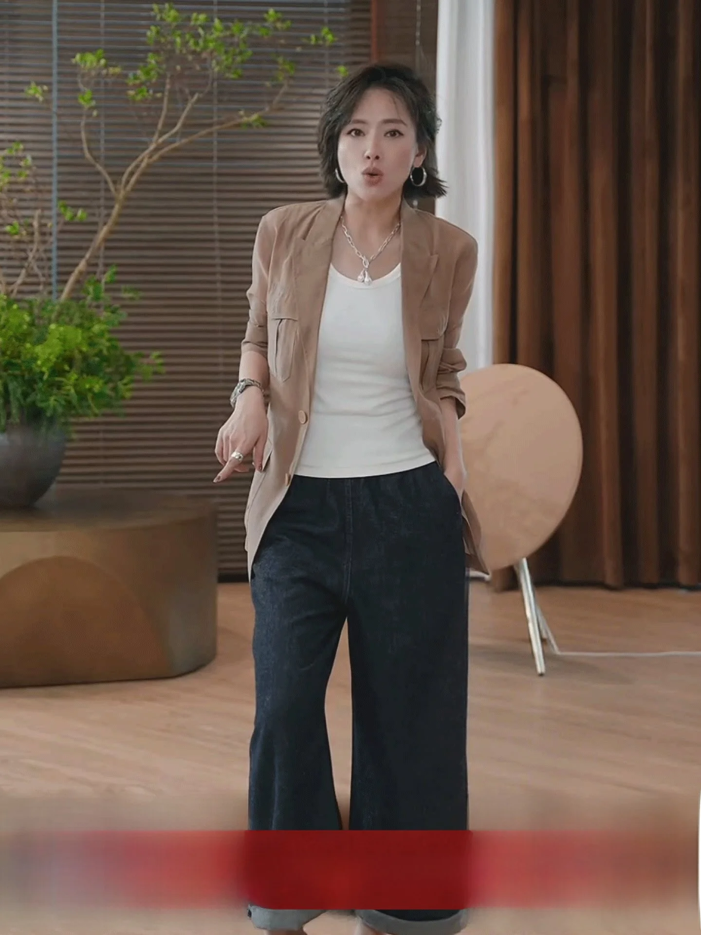 Женские премиальные джинсы из льна и денима, прямой крой, на резинке, серия Lazy 52K22498, неокрашенные, для повседневной носки
Женские премиальные джинсы из льна и денима, прямой крой, на резинке, серия Lazy 52K22498, неокрашенные, для повседневной носки