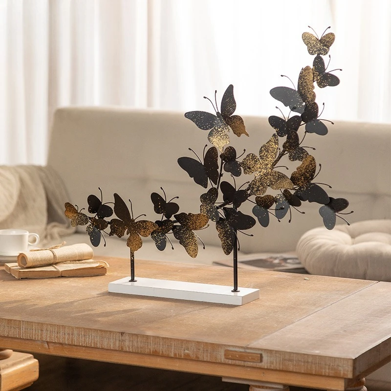 Wrought iron metal handicrafts desktop ornaments American retro old butterfly decoration wedding background decoration
Wrought iron metal handicrafts desktop ornaments American retro old butterfly decoration wedding background decoration