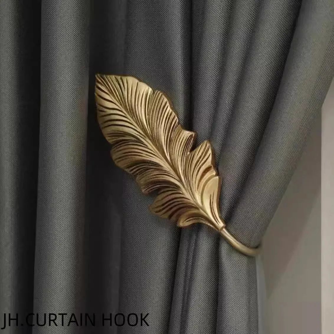 2Pcs/Nordic style tree leaf shaped curtain hook, no tie, large U-shaped wall hook, living room villa curtain fabric wall hook
2Pcs/Nordic style tree leaf shaped curtain hook, no tie, large U-shaped wall hook, living room villa curtain fabric wall hook