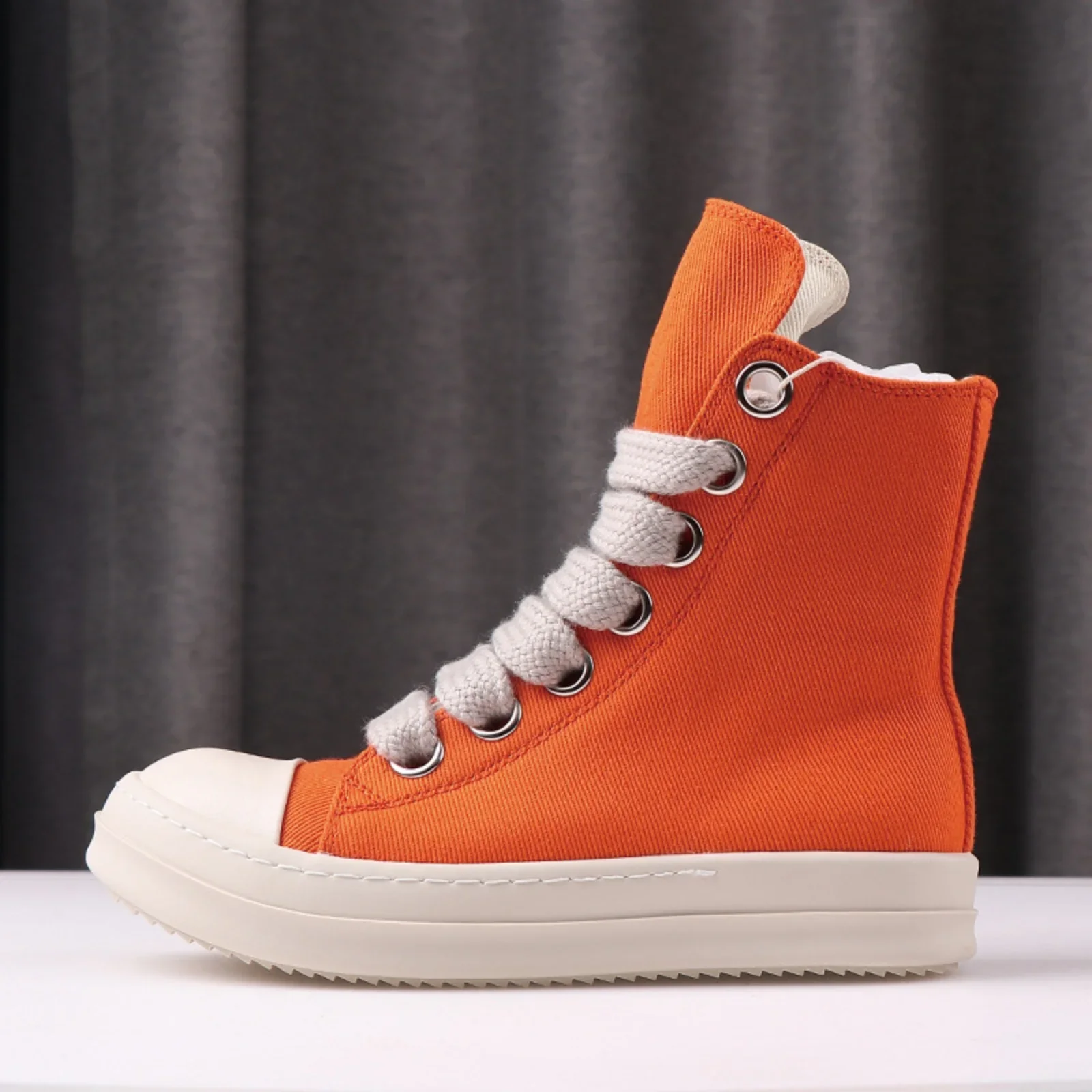 High top Quality Men and Women Casual Sneakers 35-48 Fashion Designer Canvas shoes Punk Goth Zipper RO Trendy Tennis shoes
High top Quality Men and Women Casual Sneakers 35-48 Fashion Designer Canvas shoes Punk Goth Zipper RO Trendy Tennis shoes