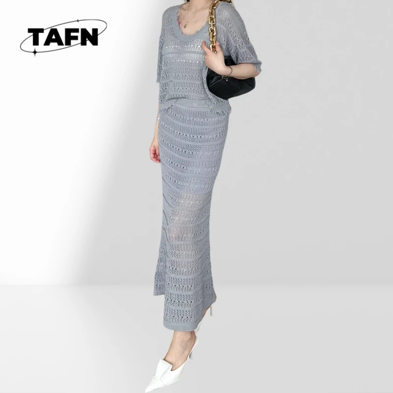Suit Dinified Sweater High-End Simple Fashion Beautiful High-End 25 Popular Niche Comfortable Crocheted A40204
Suit Dinified Sweater High-End Simple Fashion Beautiful High-End 25 Popular Niche Comfortable Crocheted A40204