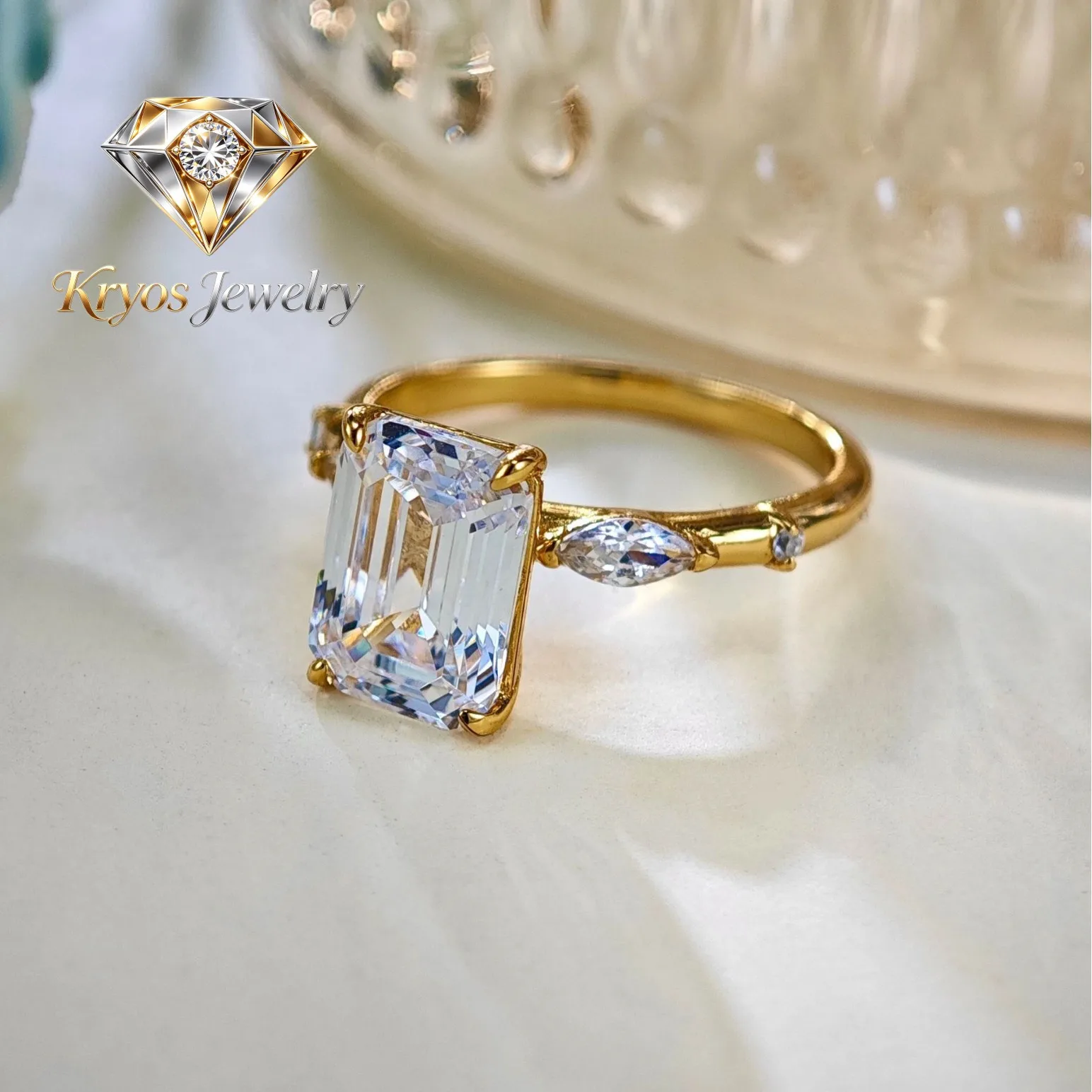 Kryos Jewelry Luxury 100% Real 18k Gold real gold Women's Emerald Cut Moissanite Diamond Ring
Kryos Jewelry Luxury 100% Real 18k Gold real gold Women's Emerald Cut Moissanite Diamond Ring