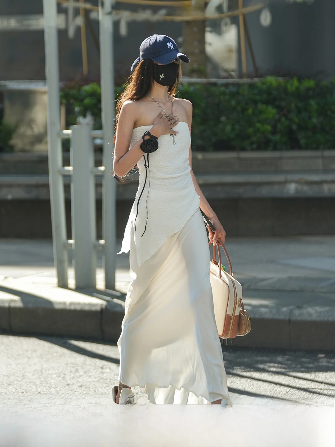 Luna7xi White Acetate Satin Drapey f Skirt Women's High Waist Slimming High-End Long Skirt Korean Sle Commute A-Line Skirt
Luna7xi White Acetate Satin Drapey f Skirt Women's High Waist Slimming High-End Long Skirt Korean Sle Commute A-Line Skirt