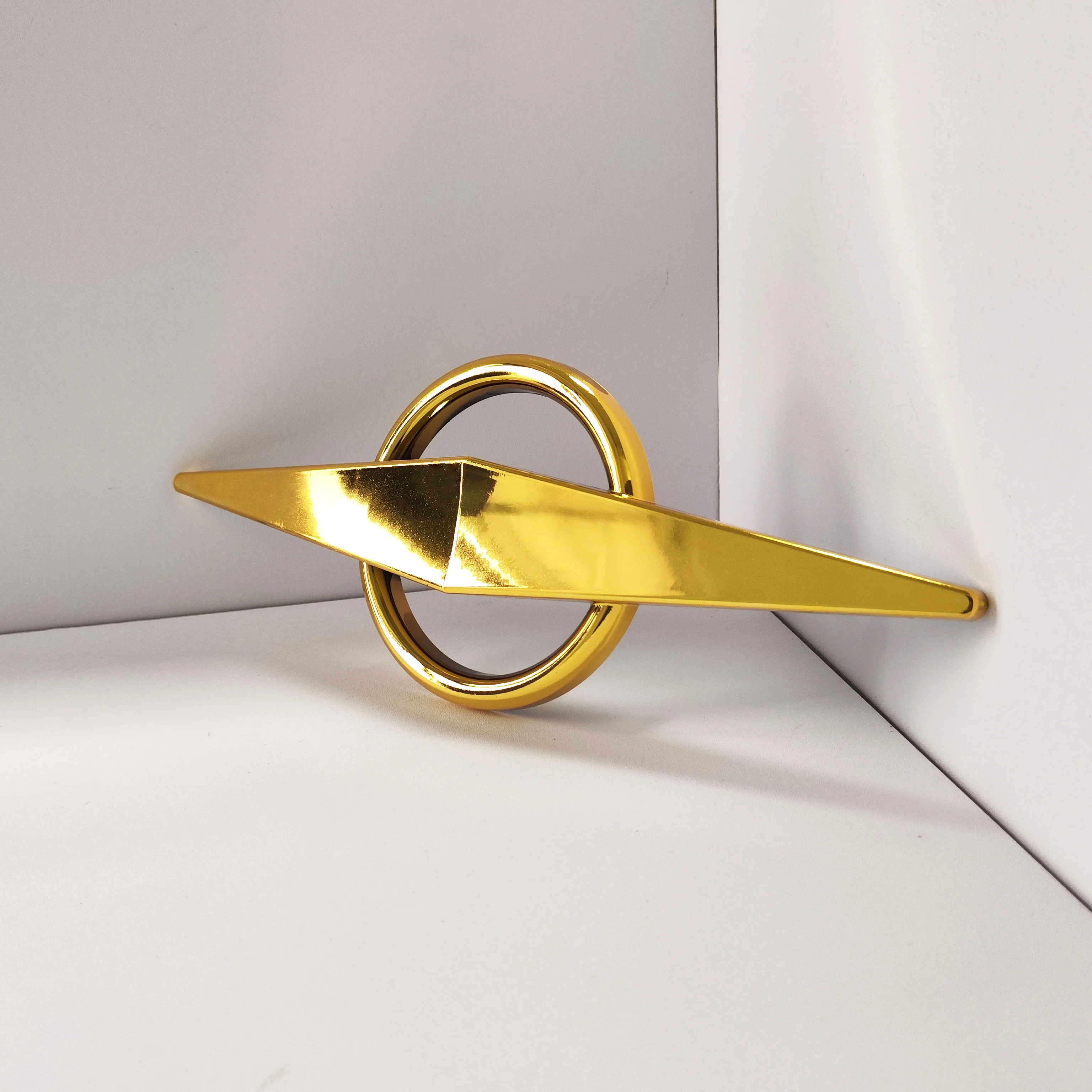 New modern style gold plastic material high-quality furniture sofa decorative buckle
New modern style gold plastic material high-quality furniture sofa decorative buckle