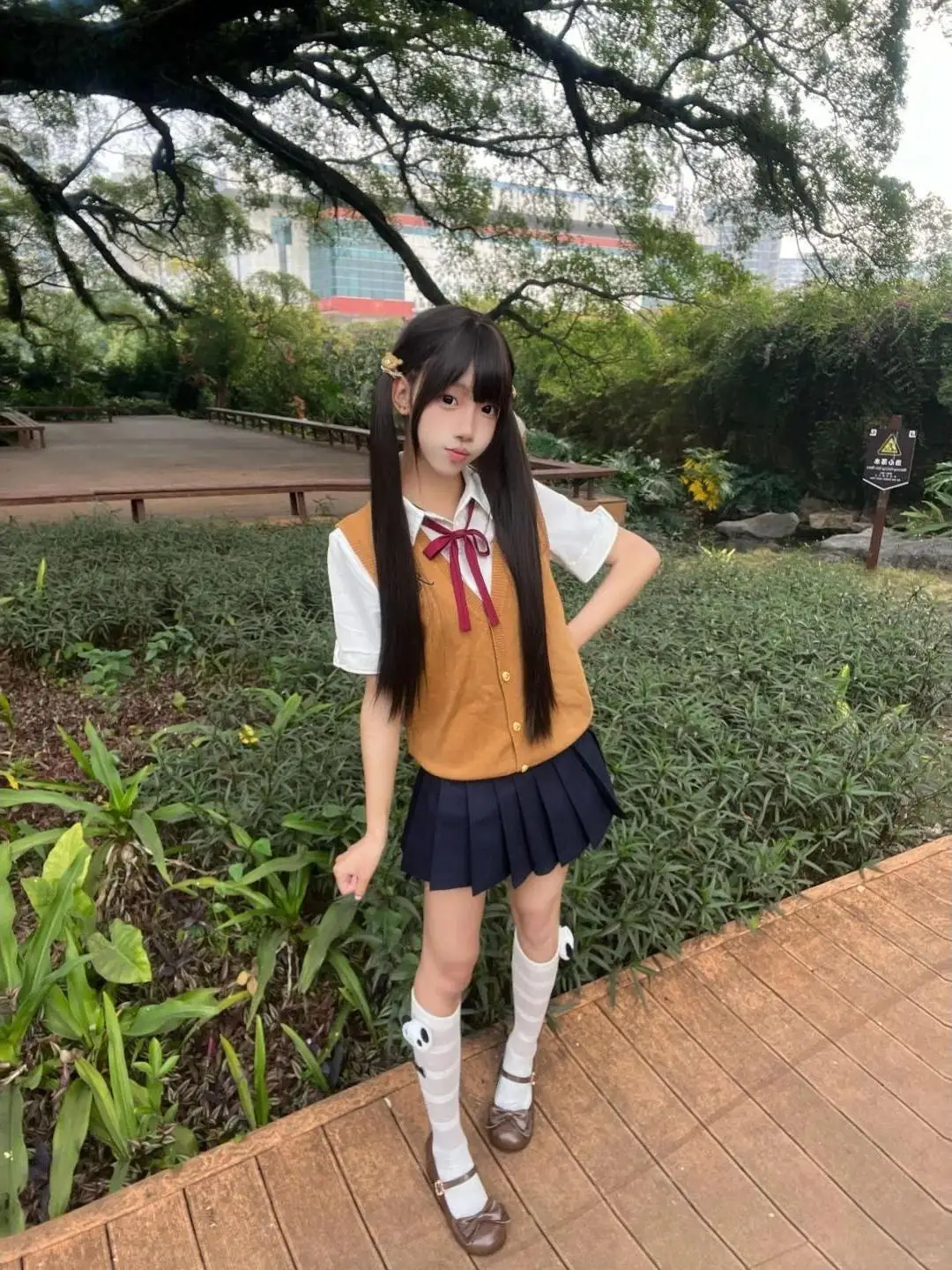 Spring Tea Color Knitted Sleeveless Vest Cardigan School Uniform Set for Girls with Pleated Skirt JK Uniform Style Fashionable
Spring Tea Color Knitted Sleeveless Vest Cardigan School Uniform Set for Girls with Pleated Skirt JK Uniform Style Fashionable