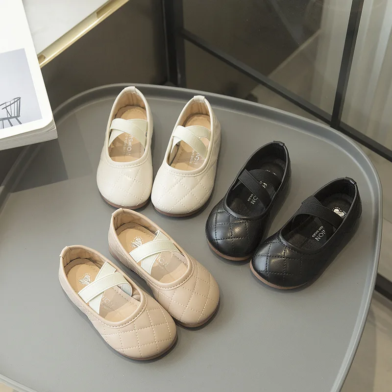 New Princess Plaid Leather Girls Shoes Soft Comfortable Cross Strap Kids Shoes Sweet Wedding Dress Party Flats Mary Jane
New Princess Plaid Leather Girls Shoes Soft Comfortable Cross Strap Kids Shoes Sweet Wedding Dress Party Flats Mary Jane
