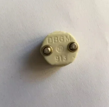 10 шт./лот, оригинальный патрон DBGM 913, хирургические фонариMartin Draeger 24 В 120 Вт 150 Вт, цоколь/основание галогенной лампы, DBGM913
10 шт./лот, оригинальный патрон DBGM 913, хирургические фонариMartin Draeger 24 В 120 Вт 150 Вт, цоколь/основание галогенной лампы, DBGM913