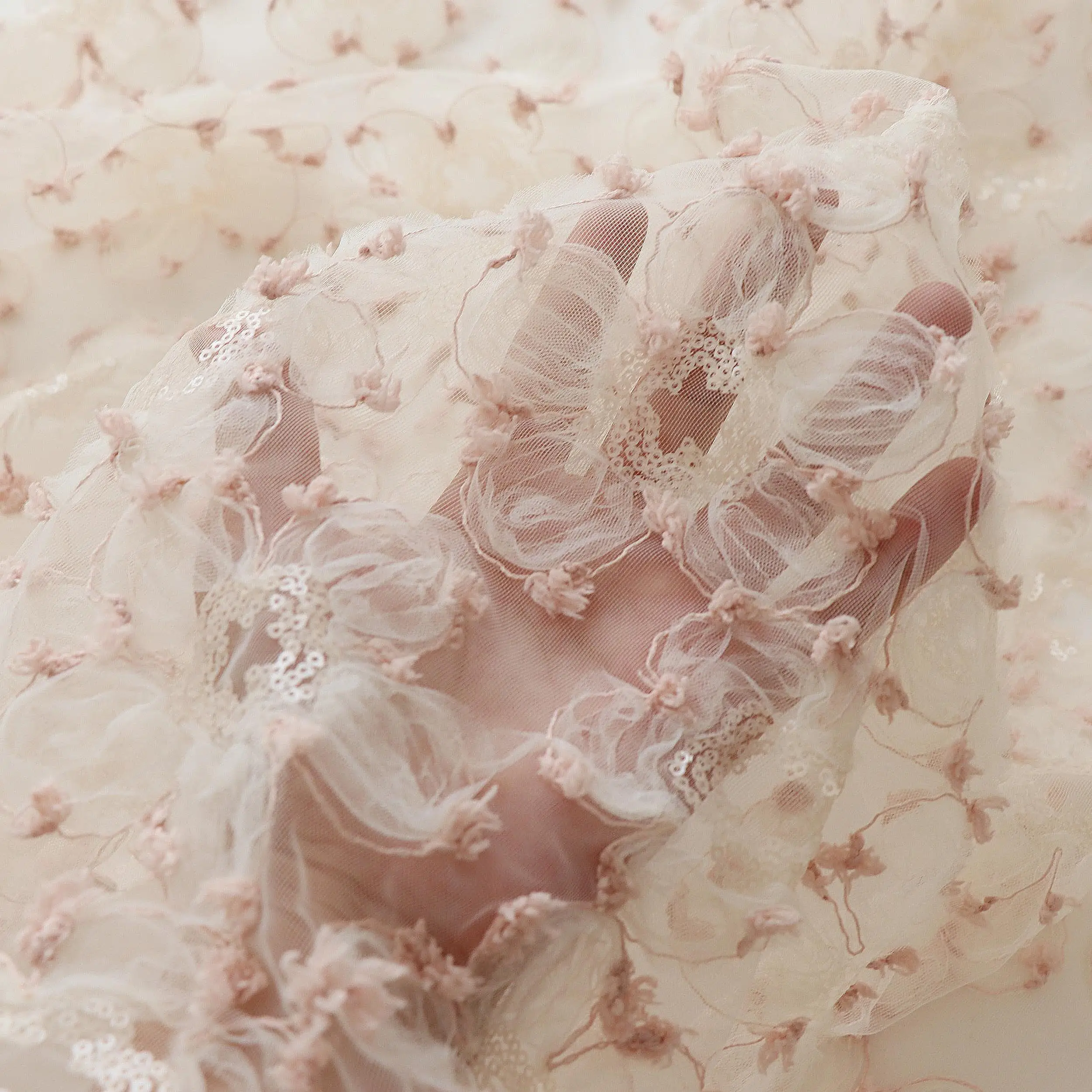 Pinky Beige Lace Plate Flower Sequined Embroidery Tulle Fabric Women's Clothing Dress Dress Customization Cloth
Pinky Beige Lace Plate Flower Sequined Embroidery Tulle Fabric Women's Clothing Dress Dress Customization Cloth