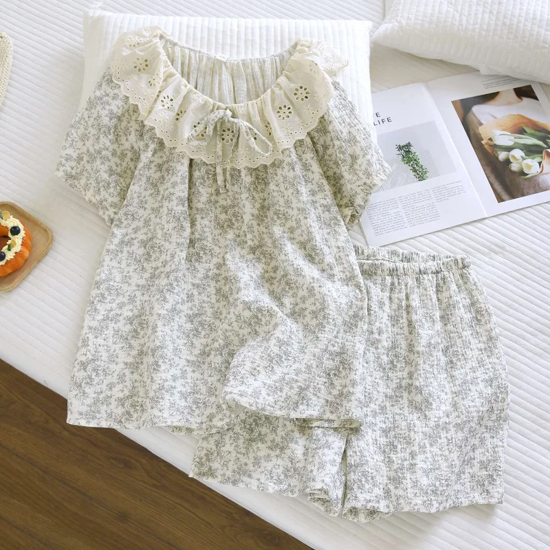 2026 New Summer Women's Pajama Set 100% Cotton Crepe Short Sleeve Shorts Thin Sweet Doll Neck Cute Relaxation Home Clothing Set
2026 New Summer Women's Pajama Set 100% Cotton Crepe Short Sleeve Shorts Thin Sweet Doll Neck Cute Relaxation Home Clothing Set