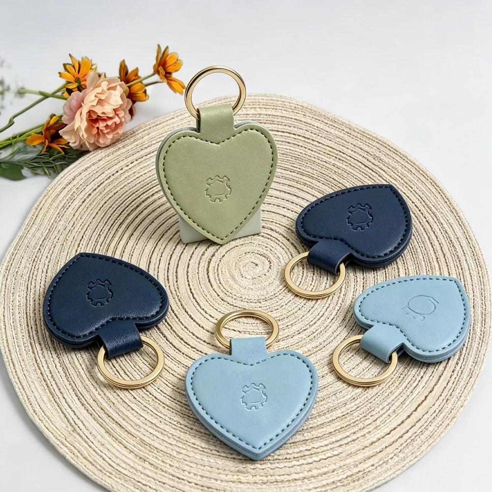 Luxury Heart PU Leather Keychain Personalized Logo Valentines Bridesmaid Gift Key Ring Cross Grain Leather Keyring Accessories
Luxury Heart PU Leather Keychain Personalized Logo Valentines Bridesmaid Gift Key Ring Cross Grain Leather Keyring Accessories