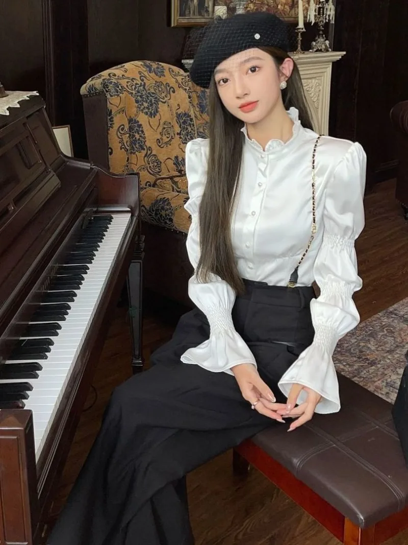 Temperament Celebrity Satin Shirt Pants Two-piece Set Women Fashion Stand Neck Flare Sleeve Korean Gentle Solid Slim Spring Suit
Temperament Celebrity Satin Shirt Pants Two-piece Set Women Fashion Stand Neck Flare Sleeve Korean Gentle Solid Slim Spring Suit
