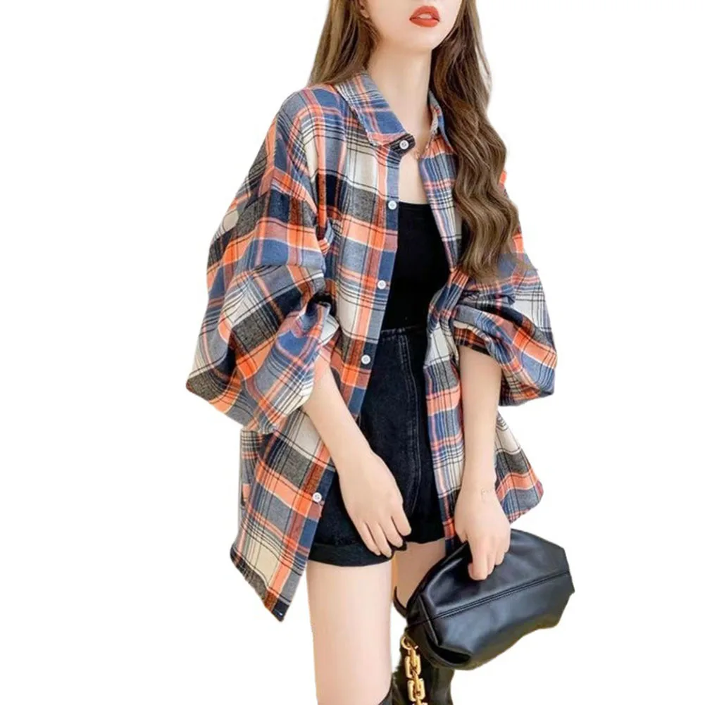 Loose fit retro plaid shirt jacket for women single row buckle long sleeves checkered pattern casual street style
Loose fit retro plaid shirt jacket for women single row buckle long sleeves checkered pattern casual street style