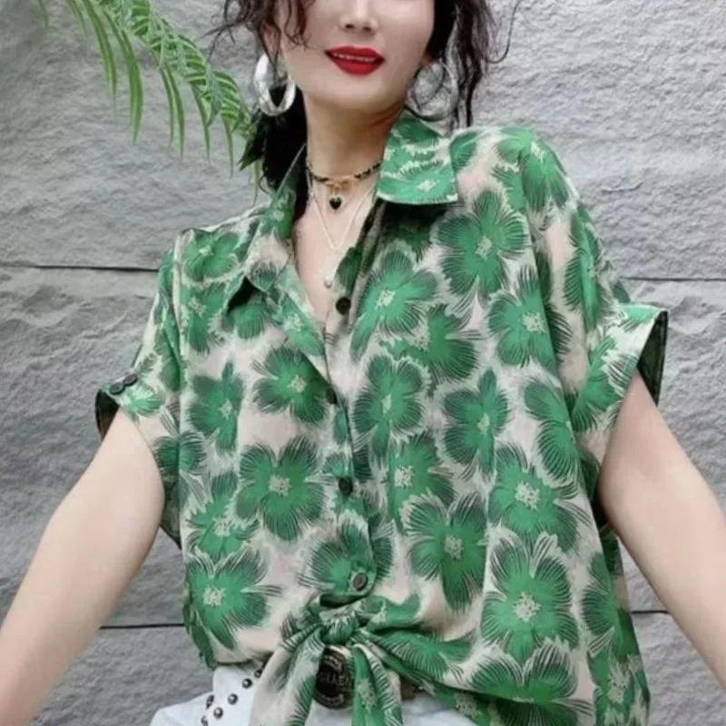Vintage Style New Polo Collar Women's Print Tie Dye Single Breasted Knotted Fashion Short Sleeve Loose Chiffon Shirt Tops E8634
Vintage Style New Polo Collar Women's Print Tie Dye Single Breasted Knotted Fashion Short Sleeve Loose Chiffon Shirt Tops E8634