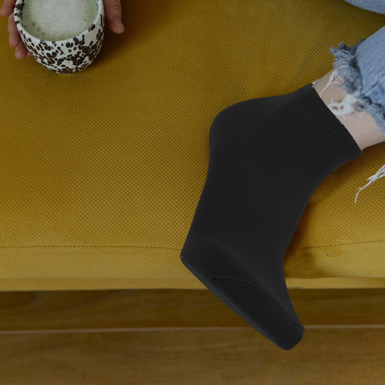 4Pairs Self Heating Socks Breathable Anti Slip Warm Ergonomic Bottom Daily Use Heated Socks Comfortable for Men Women Workout
4Pairs Self Heating Socks Breathable Anti Slip Warm Ergonomic Bottom Daily Use Heated Socks Comfortable for Men Women Workout
