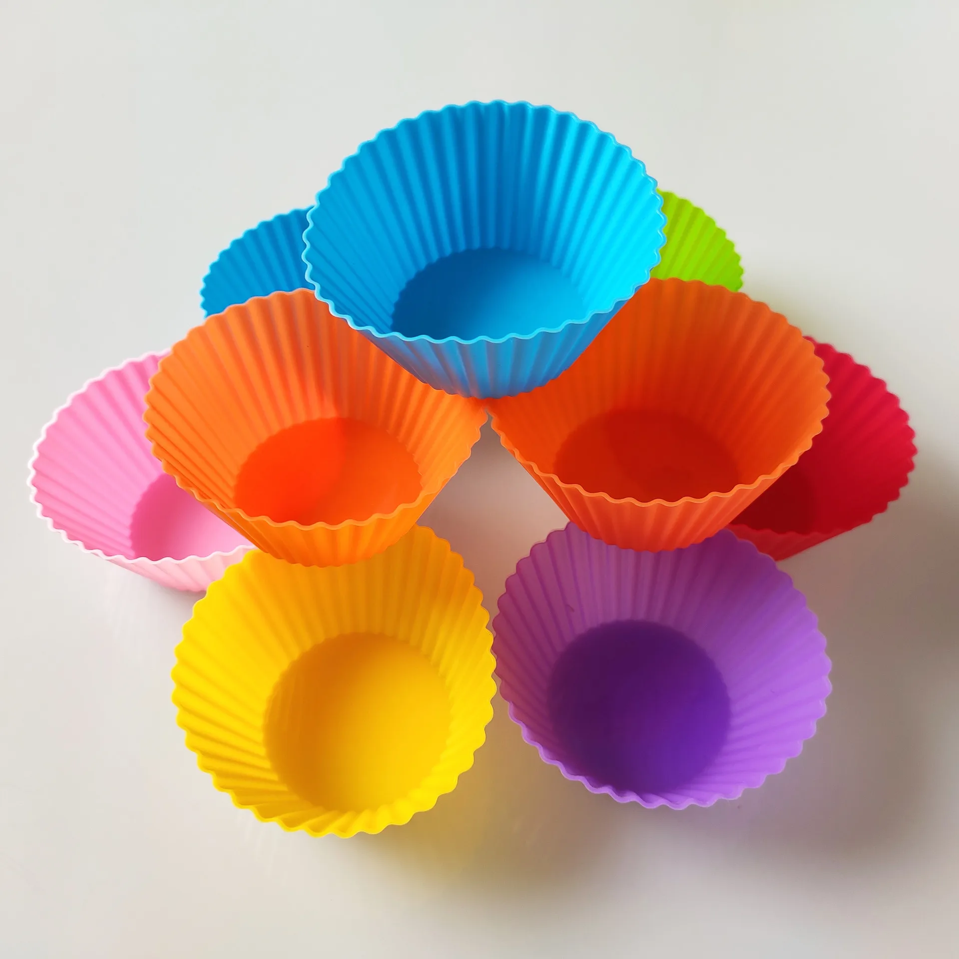 10pcs/lot Silicone Cake Mold Round Muffin Cupcake Baking Molds Kitchen Cooking Bakeware Maker DIY Cake Decorating Tools XB 006
10pcs/lot Silicone Cake Mold Round Muffin Cupcake Baking Molds Kitchen Cooking Bakeware Maker DIY Cake Decorating Tools XB 006