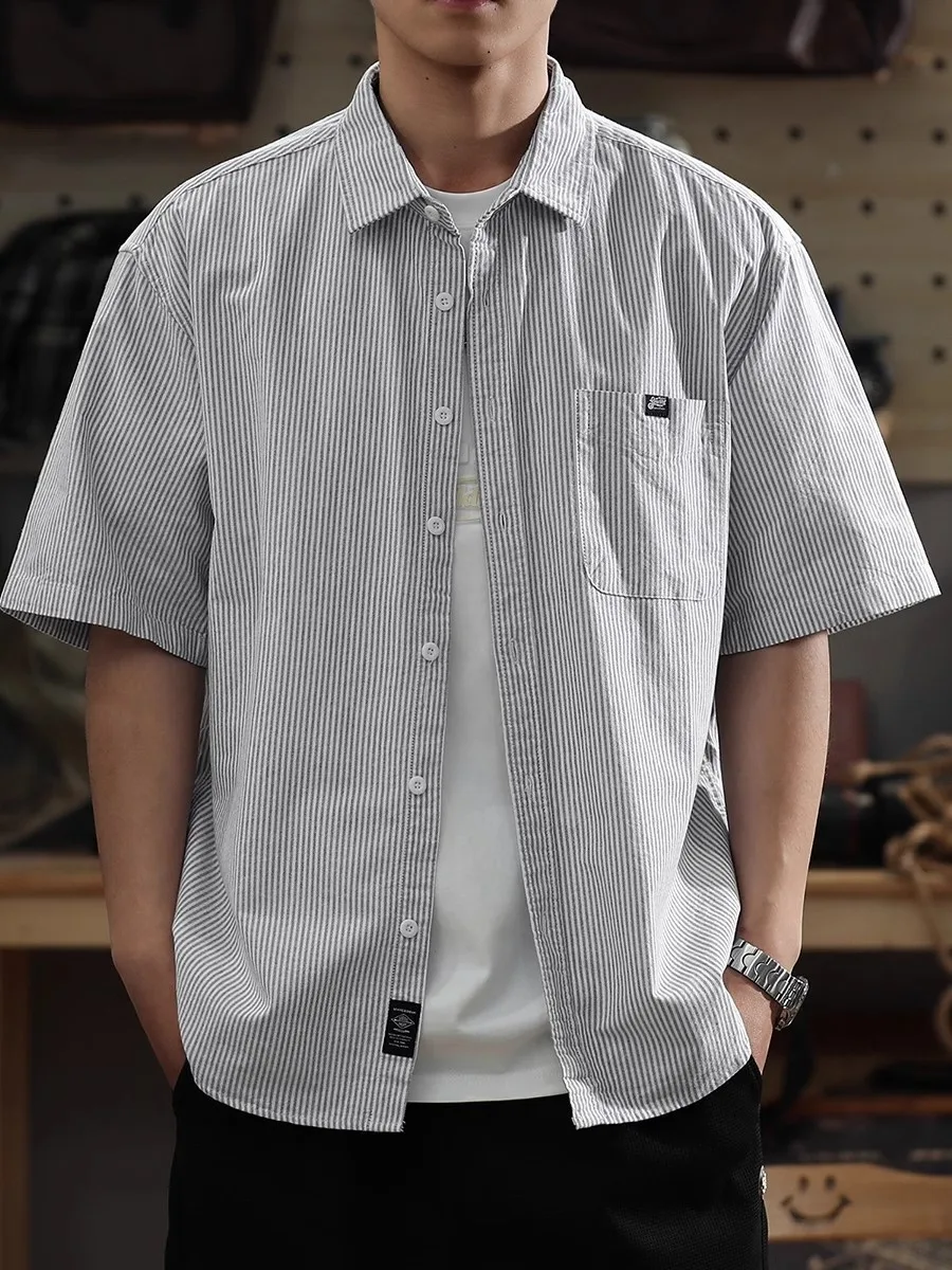 Летняя новинка: мужская футболка из чистого хлопка, приталенная, в полоску, повседневная, свободного кроя, молодежная
Летняя новинка: мужская футболка из чистого хлопка, приталенная, в полоску, повседневная, свободного кроя, молодежная