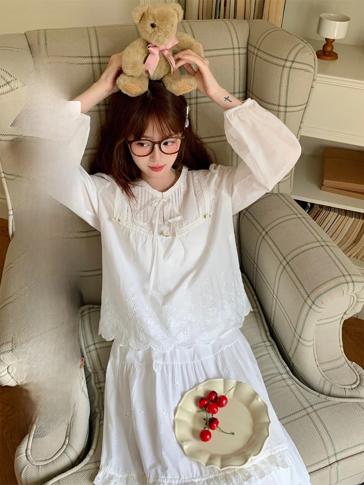 BibiBency Sweet Lace Trim Long Sleeve Shirt Women's Summer Autumn Half Body Long Skirt Set Cotton round Neck Two-Piece Suit
BibiBency Sweet Lace Trim Long Sleeve Shirt Women's Summer Autumn Half Body Long Skirt Set Cotton round Neck Two-Piece Suit