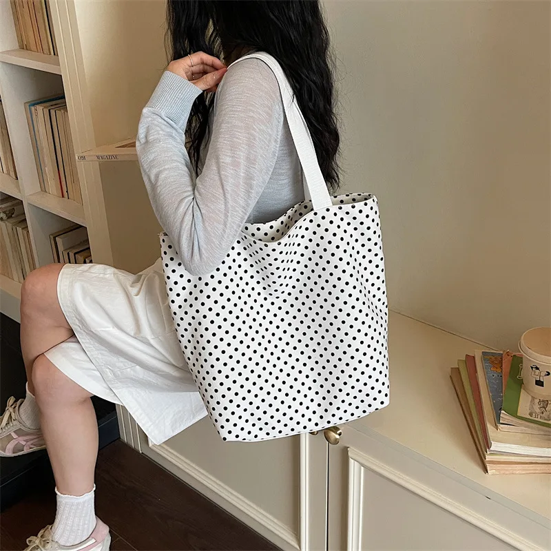 Large Tote Bag for Women 2026 Korean Canvas Woman Shoulder Shopper Bags White Polka Dots Fashion Designer Big Female Handbags
Large Tote Bag for Women 2026 Korean Canvas Woman Shoulder Shopper Bags White Polka Dots Fashion Designer Big Female Handbags