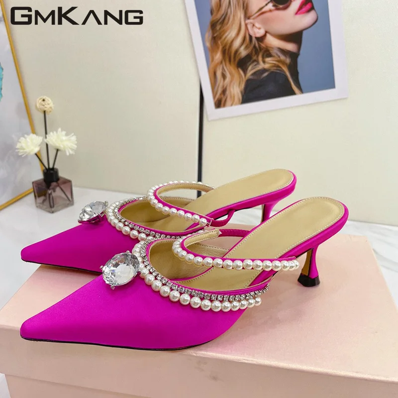 Satin high-heeled shoes Women's diamond ring beaded high-heeled slippers Women's stiletto shoes
Satin high-heeled shoes Women's diamond ring beaded high-heeled slippers Women's stiletto shoes