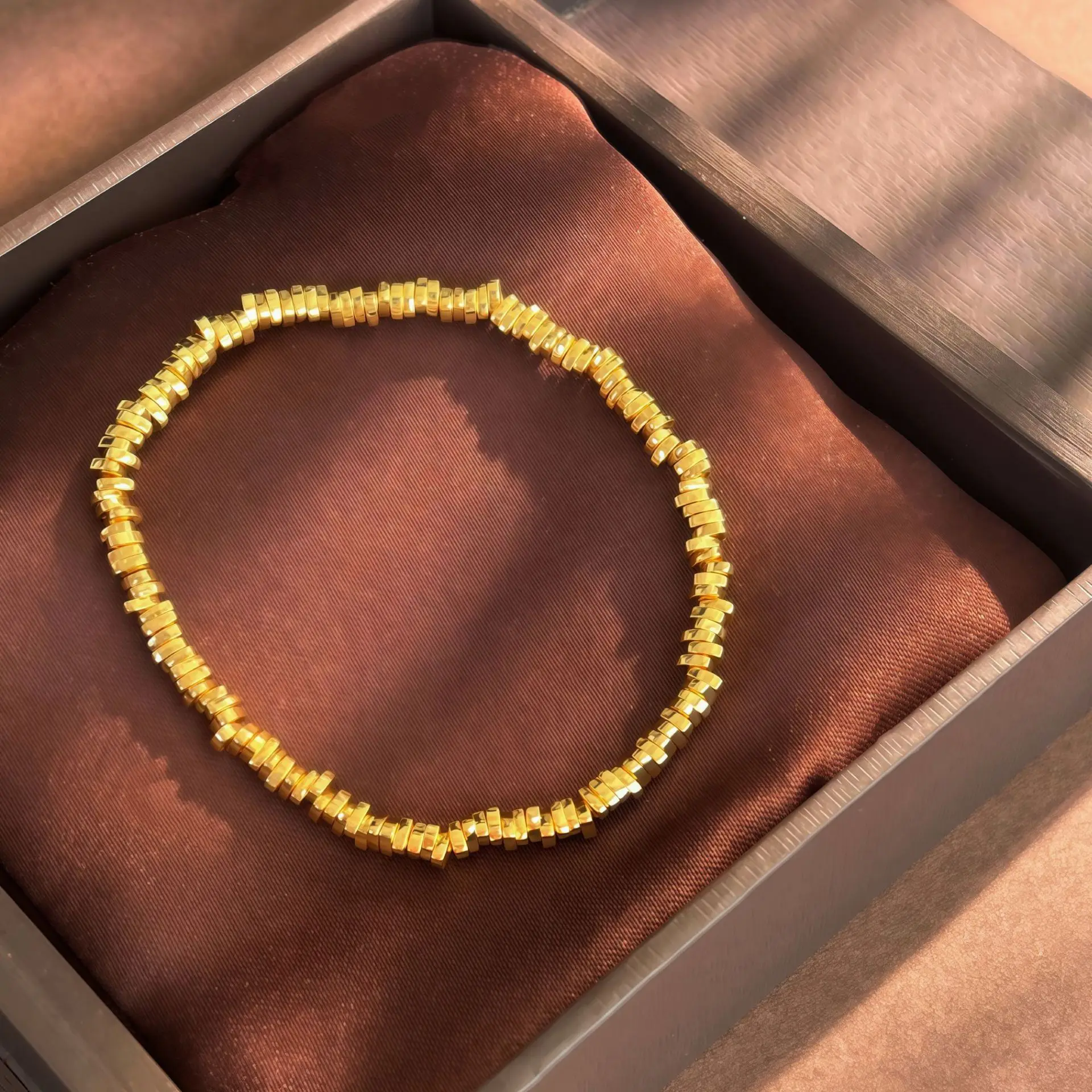 Luxury 24K 9999 Pure Gold real gold Women Fashion Bracelet
Luxury 24K 9999 Pure Gold real gold Women Fashion Bracelet
