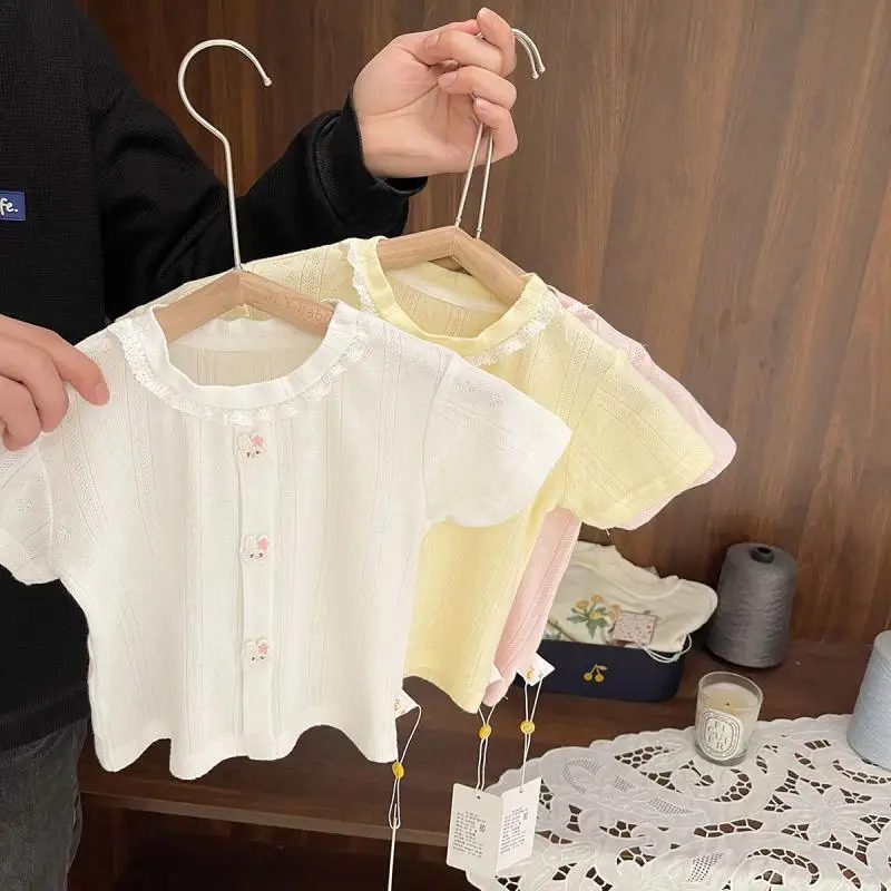 2026 Summer New Super Soft Breathable Mesh Pure Cotton Cute Rabbit Button Cotton T-shirt
2026 Summer New Super Soft Breathable Mesh Pure Cotton Cute Rabbit Button Cotton T-shirt