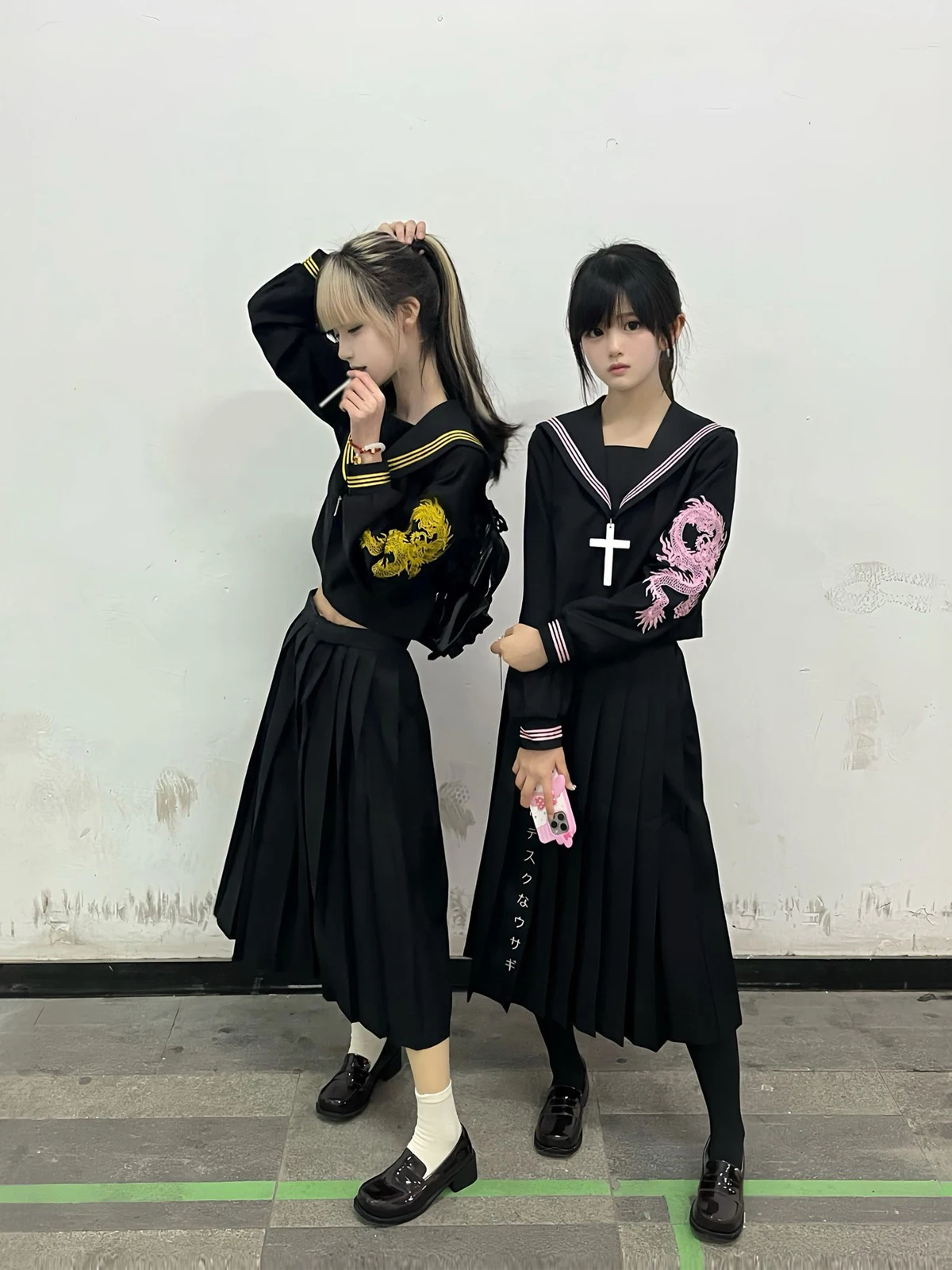 Dragon Original Authentic Dark Embroidery Uniform School Uniform Long Skirt Full Set Straight Leg Pants Long Sleeves
Dragon Original Authentic Dark Embroidery Uniform School Uniform Long Skirt Full Set Straight Leg Pants Long Sleeves