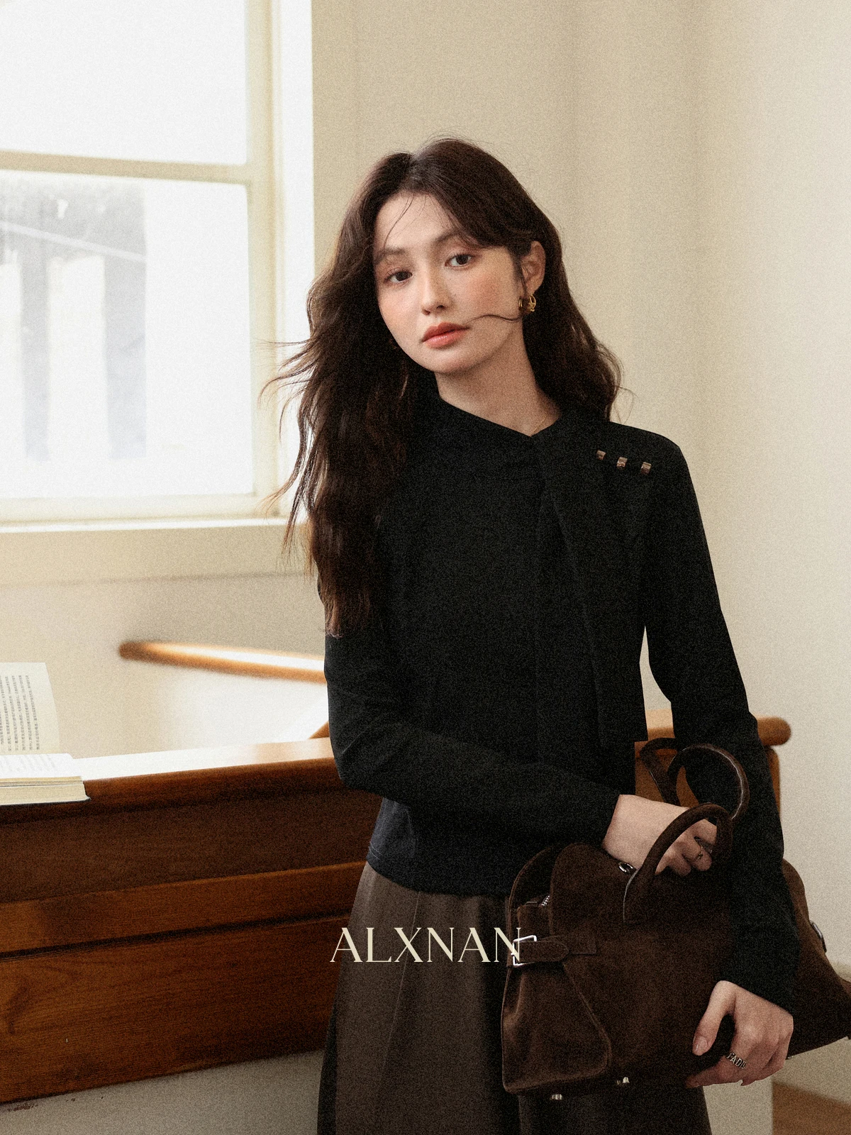ALXNAN женская футболка, черные хлопковые футболки с длинными рукавами, тренд 202, осень, офисные женские повседневные облегающие женские топы L57505
ALXNAN женская футболка, черные хлопковые футболки с длинными рукавами, тренд 202, осень, офисные женские повседневные облегающие женские топы L57505
