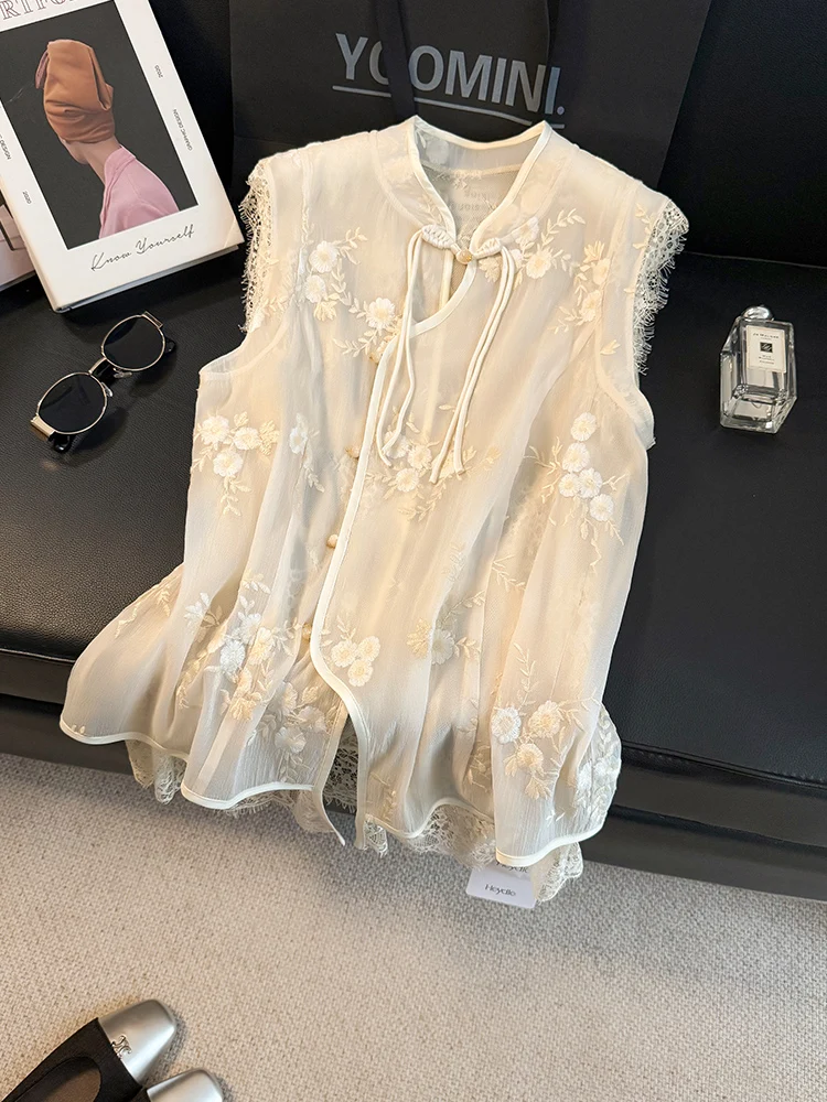 New white stand up collar embroidered buckle vest fashionable heavy industry embroidery
New white stand up collar embroidered buckle vest fashionable heavy industry embroidery