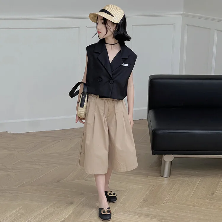 Girls Summer Suit 2024 New Summer Children Small Suit and Waistcoat Simple Casual Style All-match Suits Two-piece Set Clothes
Girls Summer Suit 2024 New Summer Children Small Suit and Waistcoat Simple Casual Style All-match Suits Two-piece Set Clothes