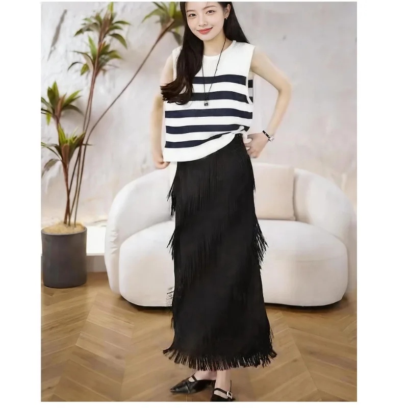 Miyake Pleated Black Tassel Skirt Plisse Women 2026 Summer New High Waist Slimming Jupe Mid-Length Draped Fashion Design Skirt
Miyake Pleated Black Tassel Skirt Plisse Women 2026 Summer New High Waist Slimming Jupe Mid-Length Draped Fashion Design Skirt