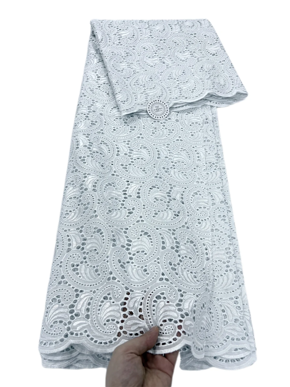 African Swiss Voile Lace Fabric Holes 100% Cotton Lace Embellished With Stones For Bridal Evening Dresses High-Quality Textile
African Swiss Voile Lace Fabric Holes 100% Cotton Lace Embellished With Stones For Bridal Evening Dresses High-Quality Textile
