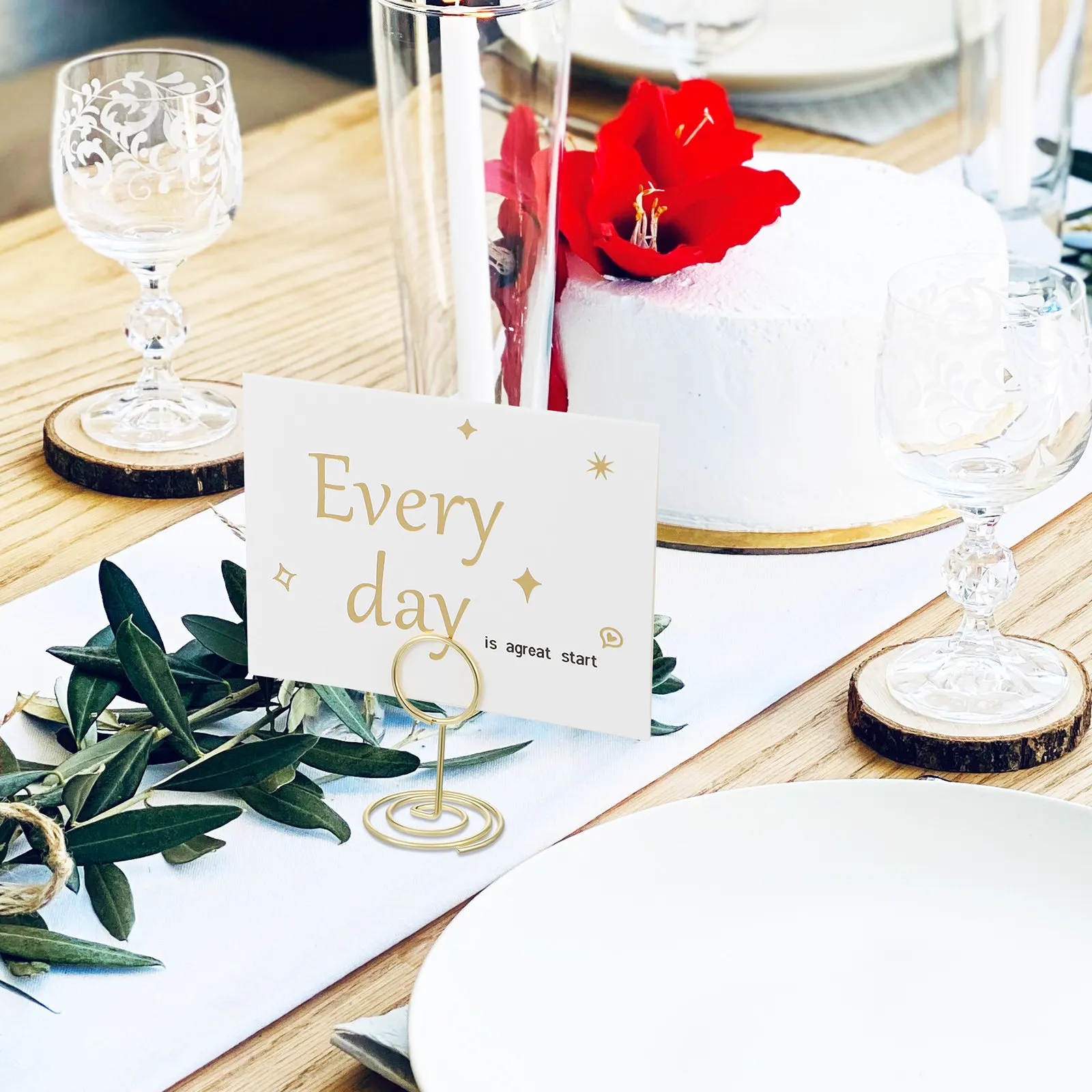 20Pcs Table Number Holders Photo Clip Stands for Wedding Party Restaurant Memo Card Display Table Number Holders
20Pcs Table Number Holders Photo Clip Stands for Wedding Party Restaurant Memo Card Display Table Number Holders