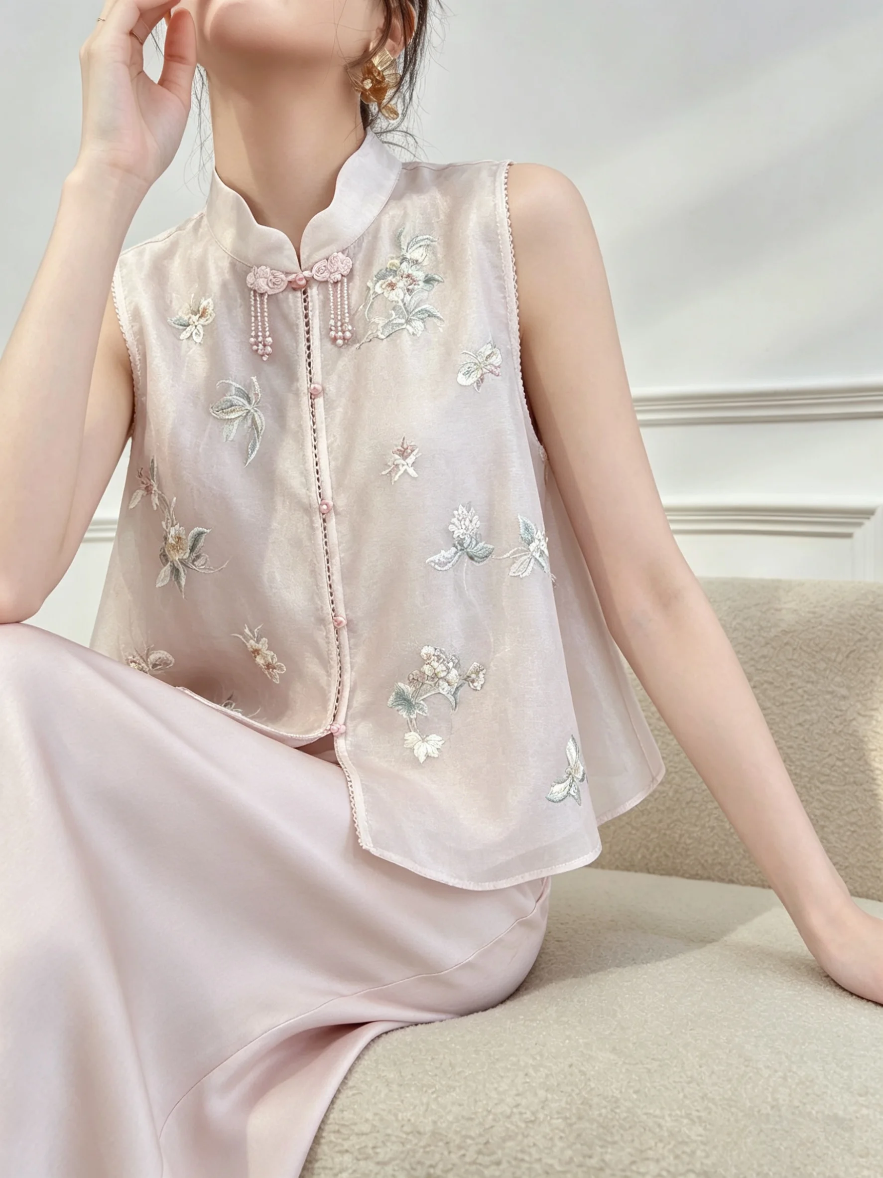New Chinese Style Pink Purple Embroidery Vest Skirt Set Women's Fashion High Waist Plant Floral Pattern Casual Summer Outfit
New Chinese Style Pink Purple Embroidery Vest Skirt Set Women's Fashion High Waist Plant Floral Pattern Casual Summer Outfit