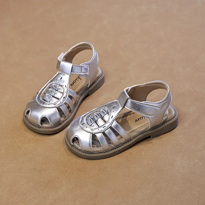 Children Closed Toe Summer Sandals New Hollow-out Boys Girls Flat Shoes Breathable Kids Beach Gladiator Sandals School Non-slip
Children Closed Toe Summer Sandals New Hollow-out Boys Girls Flat Shoes Breathable Kids Beach Gladiator Sandals School Non-slip