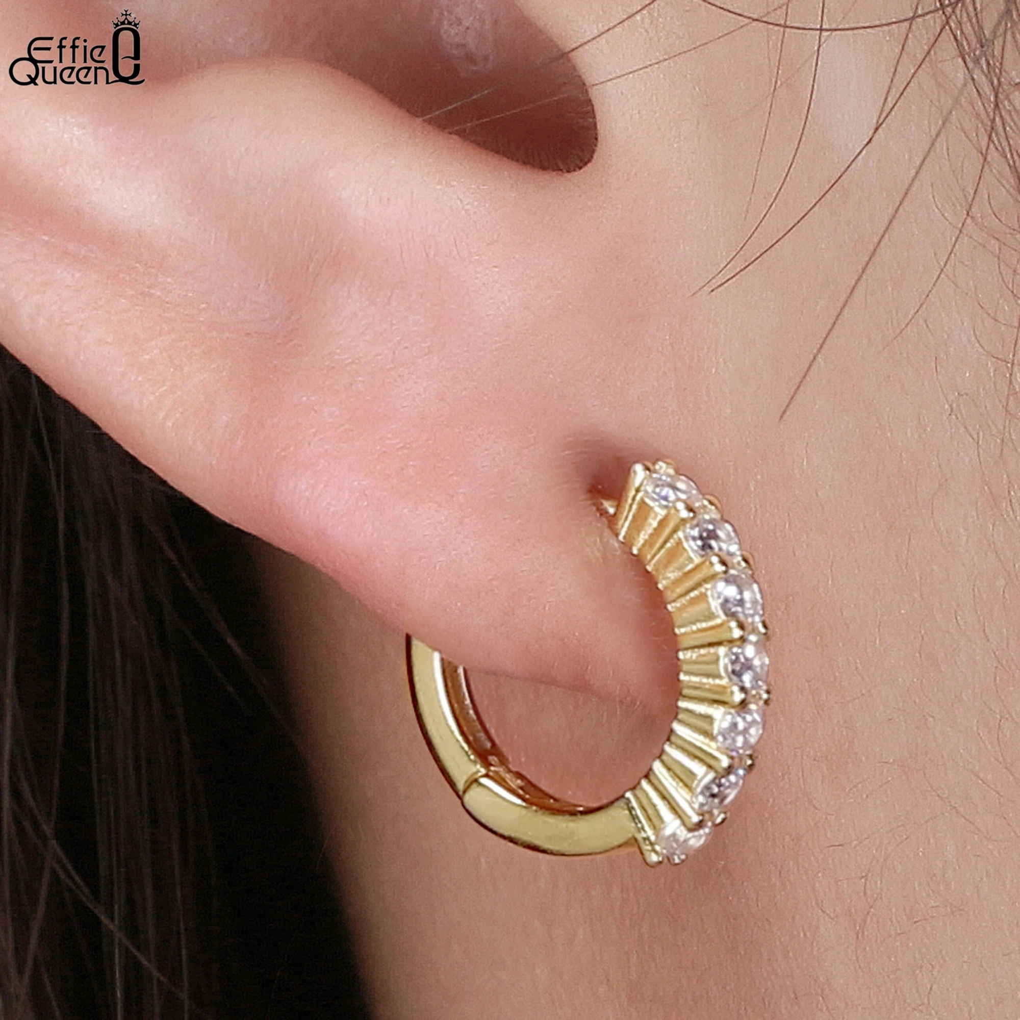 Effie Queen 100% серебро S925, 14-каратное золото, циркониевые серьги-кольца, простые украшения для женщин, аксессуары для ушей, подарок для банкета и вечеринки APE55
Effie Queen 100% серебро S925, 14-каратное золото, циркониевые серьги-кольца, простые украшения для женщин, аксессуары для ушей, подарок для банкета и вечеринки APE55