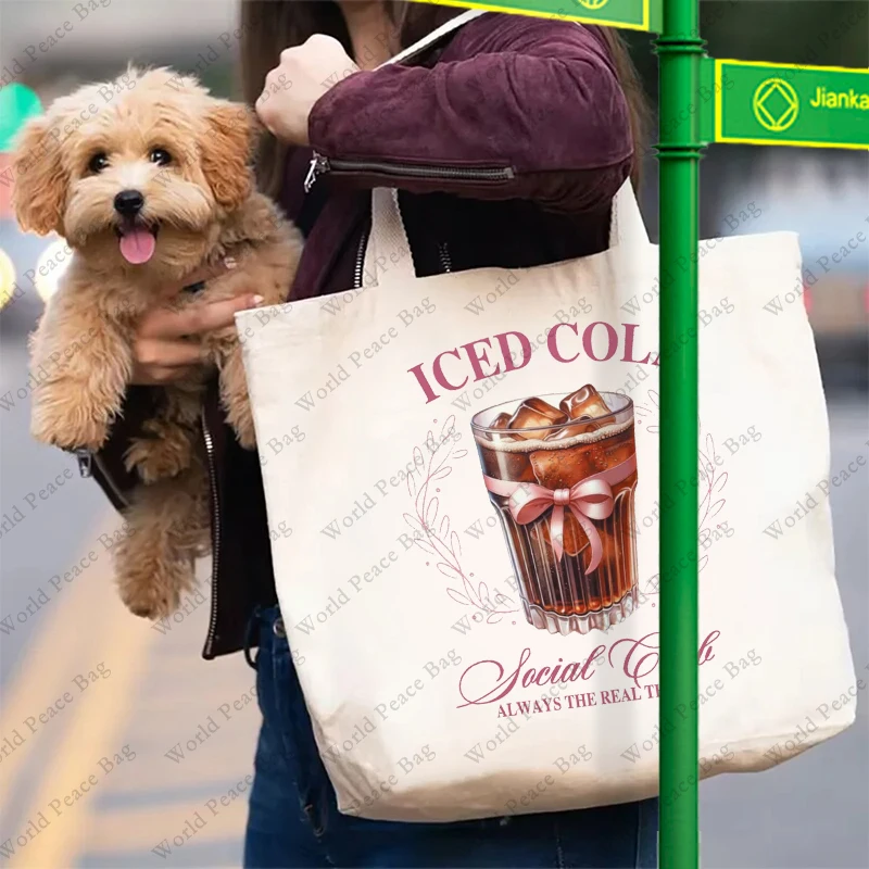 1 шт., сумка-тоут для клуба «холодная кола»
1 шт., сумка-тоут для клуба «холодная кола»