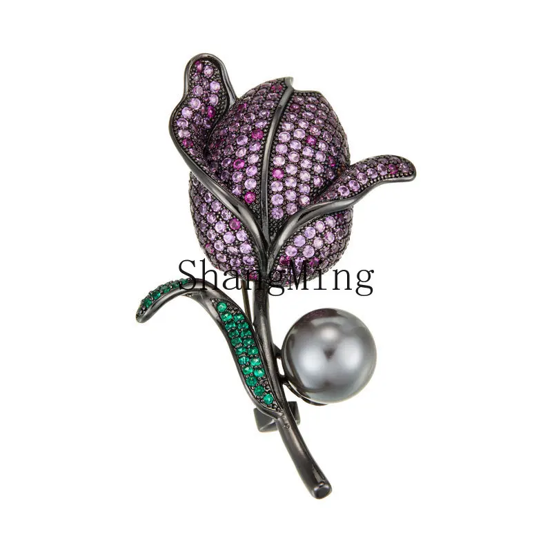 DSA Elegant Rose Brooch Copper Alloy Zircon Grey Pearl Premium Sense Pin
DSA Elegant Rose Brooch Copper Alloy Zircon Grey Pearl Premium Sense Pin