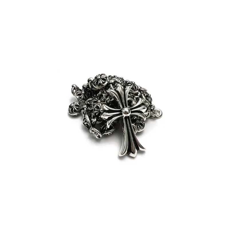 Trendy Cross Pendant Flower Bead Necklace Niche Retro Old Punk Men and Women Couples The Same Style
Trendy Cross Pendant Flower Bead Necklace Niche Retro Old Punk Men and Women Couples The Same Style