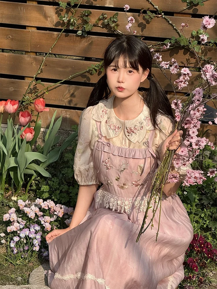 Комплект Chuan Dai iguang: рубашка с вышивкой в стиле сакуры и брюки из смесового шелка, с отложным воротником, для повседневной носки, в традиционном китайском стиле
Комплект Chuan Dai iguang: рубашка с вышивкой в стиле сакуры и брюки из смесового шелка, с отложным воротником, для повседневной носки, в традиционном китайском стиле