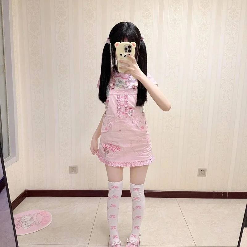 Sweet High Street All Macth Популярное короткое платье на бретелях Изысканное милое плиссированное платье с вышивкой из мультфильма Y2k Одежда 2000-х годов
Sweet High Street All Macth Популярное короткое платье на бретелях Изысканное милое плиссированное платье с вышивкой из мультфильма Y2k Одежда 2000-х годов