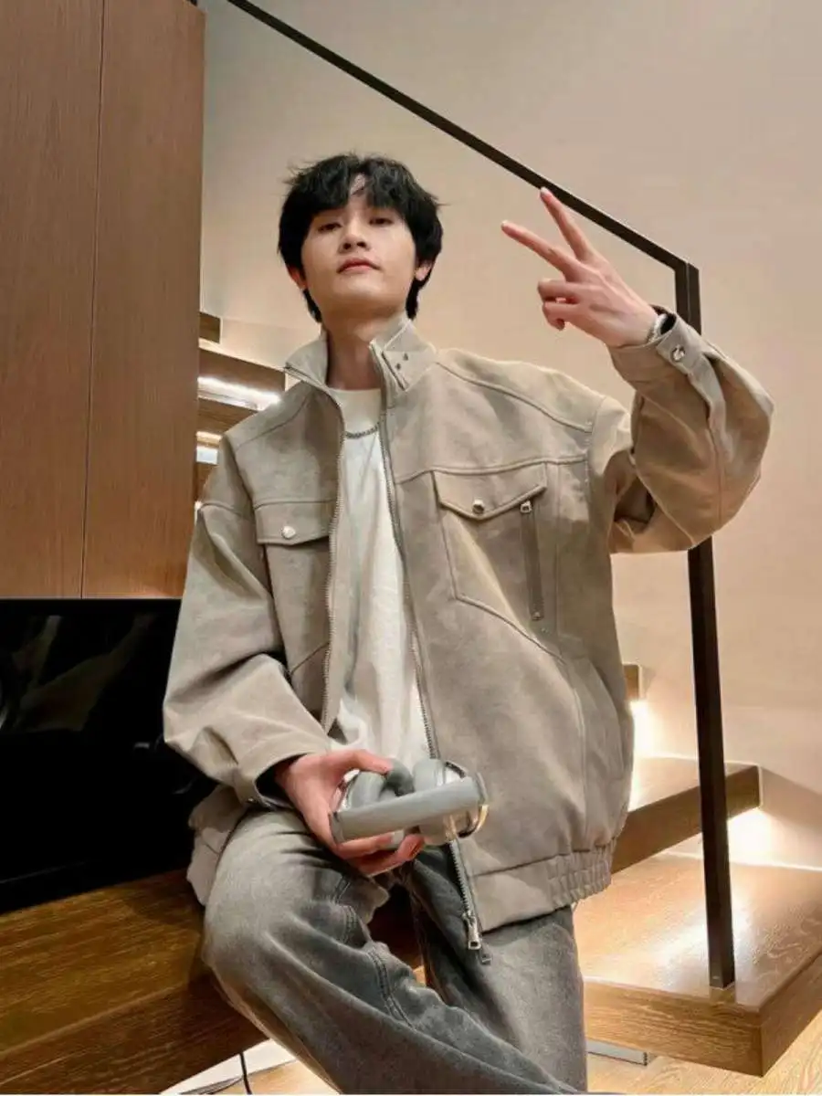 Men's PU Leather Jaet Loose Fit Stand Collar Zipper Spring Autumn New Sle Casual Coat Durable Tanned Leather Coat
Men's PU Leather Jaet Loose Fit Stand Collar Zipper Spring Autumn New Sle Casual Coat Durable Tanned Leather Coat