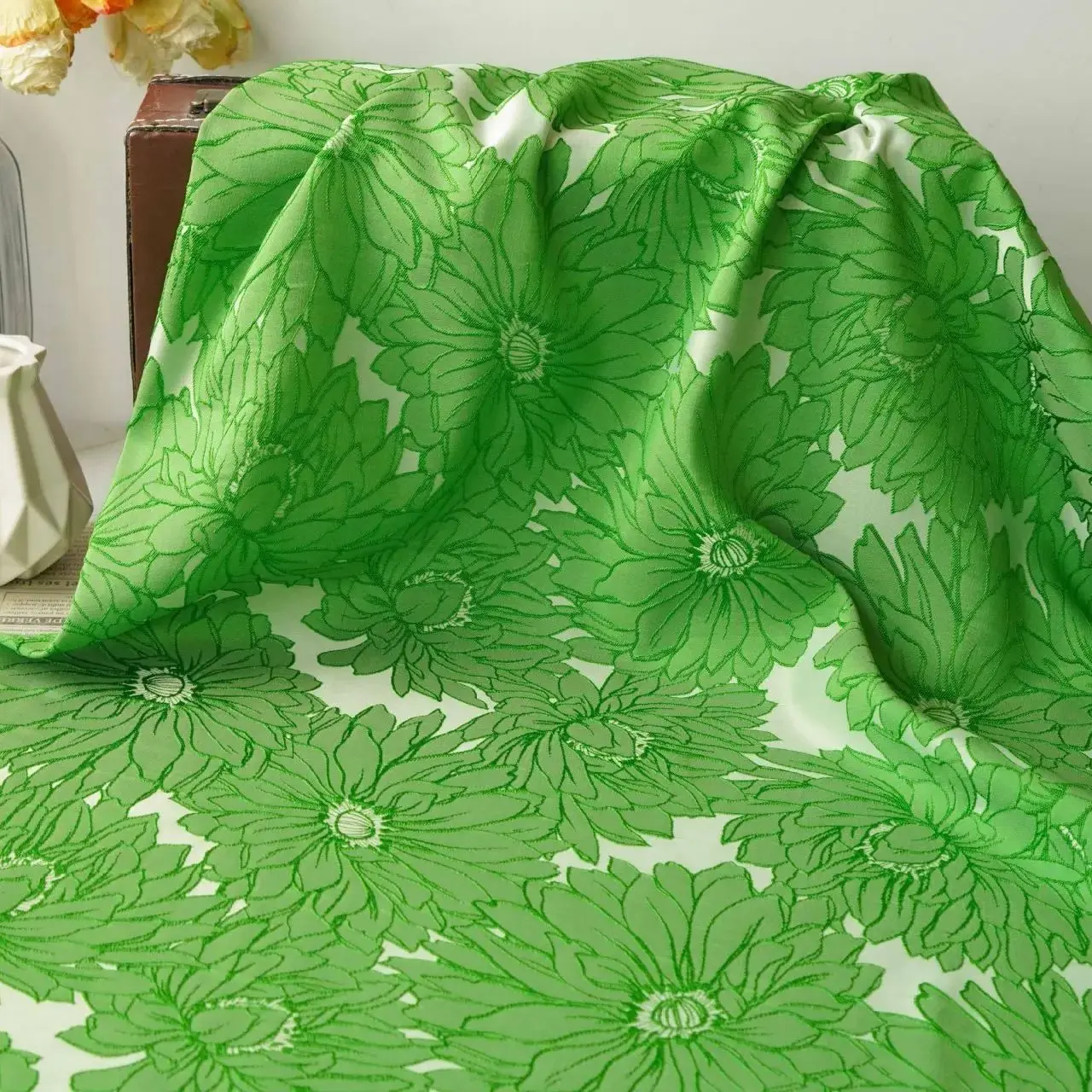 Holiday Green Flower Embossed Jacquard Fabric 155CM Wide for Clothing Dress Home Decoration DIY Sewing Cloth
Holiday Green Flower Embossed Jacquard Fabric 155CM Wide for Clothing Dress Home Decoration DIY Sewing Cloth