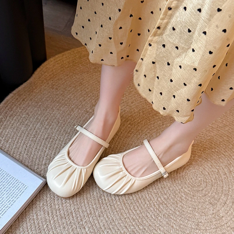 Womens Silver Metallic Mary Jane Flats Round Toe Ruched Ballet Shoes With Adjustable Buckle Strap Comfortable Low Heel For Daily
Womens Silver Metallic Mary Jane Flats Round Toe Ruched Ballet Shoes With Adjustable Buckle Strap Comfortable Low Heel For Daily