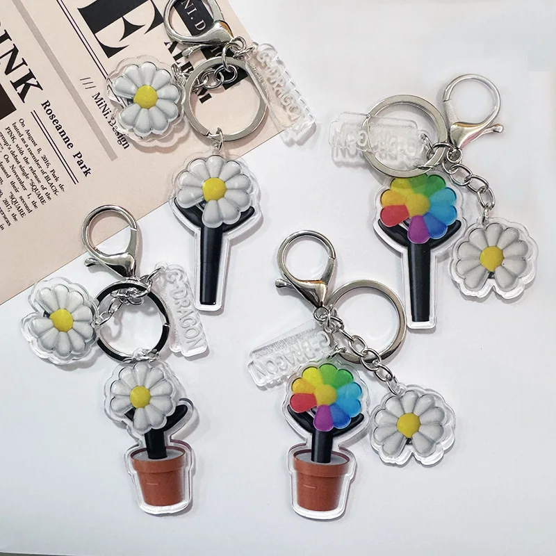 Kpop Bigbangs G-DRAGONS Daisy Keychain GD Concert Lightsitck Acrylic Keyring Pendant Kpop Idol Surrounding Accessories Fans Gift
Kpop Bigbangs G-DRAGONS Daisy Keychain GD Concert Lightsitck Acrylic Keyring Pendant Kpop Idol Surrounding Accessories Fans Gift
