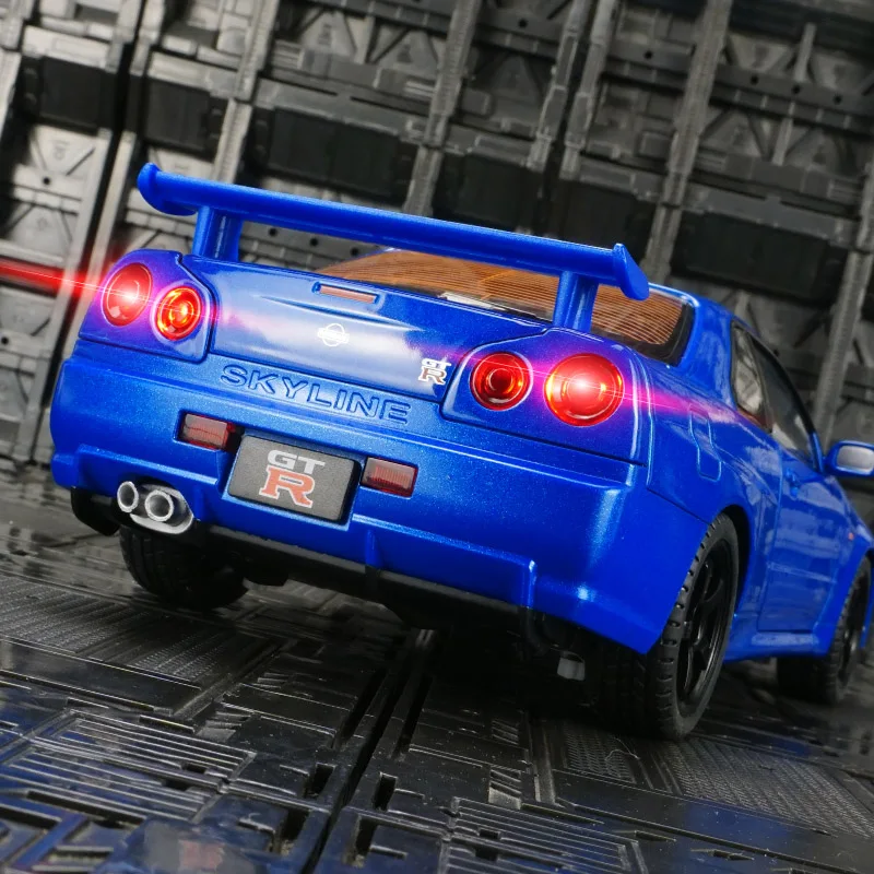 1:18 simulation Nissan GT-R34 skyline alloy car model doors and the front hood and trunk door can also be opened
1:18 simulation Nissan GT-R34 skyline alloy car model doors and the front hood and trunk door can also be opened