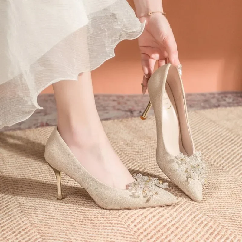 Women Wedding Shoes Spring Autumn Elegant Rhinestone Pumps Lightweight Pointed Toe Party High Heels Shoes Zapatos De Mujer
Women Wedding Shoes Spring Autumn Elegant Rhinestone Pumps Lightweight Pointed Toe Party High Heels Shoes Zapatos De Mujer