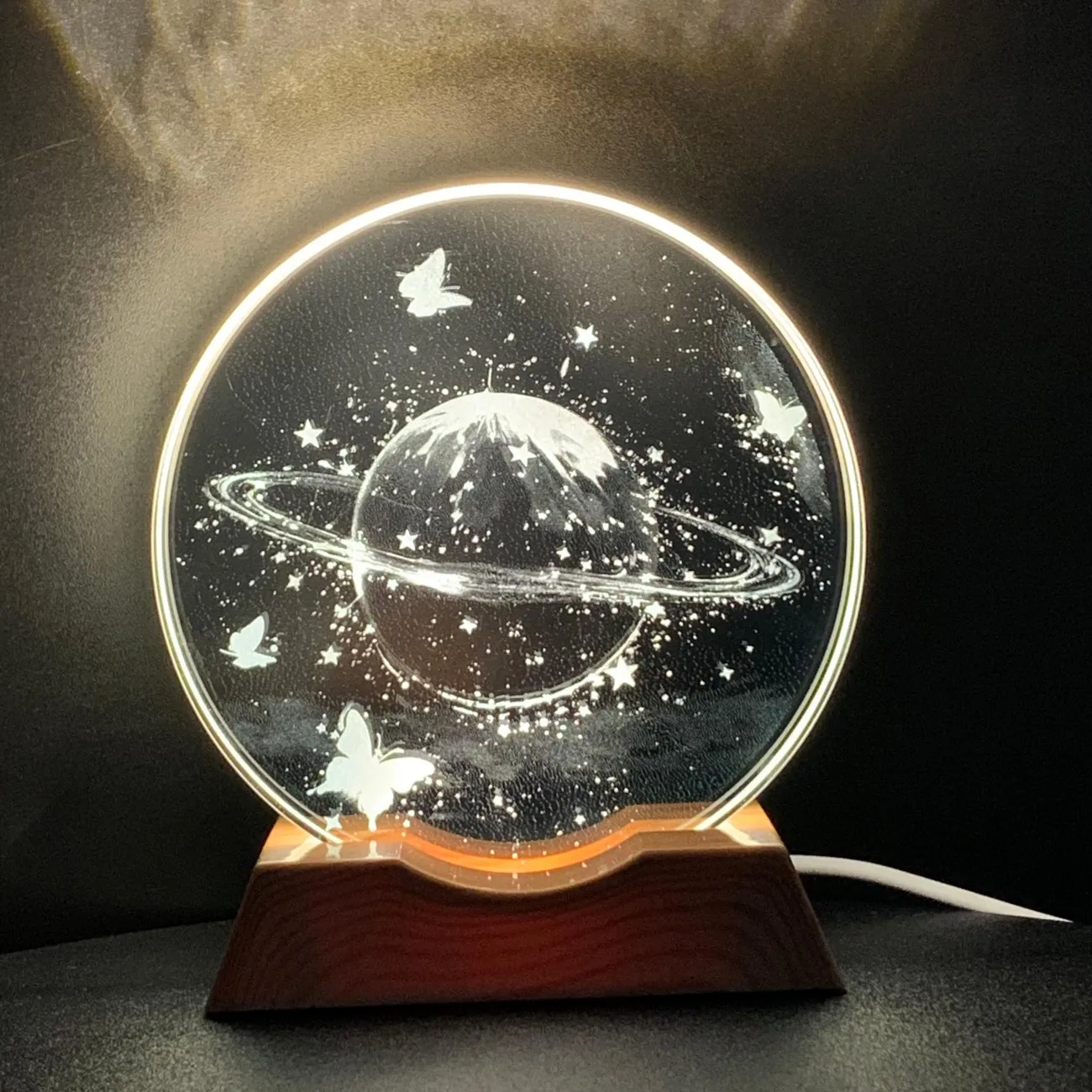 Светодиодная ночная лента с кристаллами «Бабочка и Сатурн», стеклянная декоративная лампа, подходит для спален, гостиных, дня рождения
Светодиодная ночная лента с кристаллами «Бабочка и Сатурн», стеклянная декоративная лампа, подходит для спален, гостиных, дня рождения