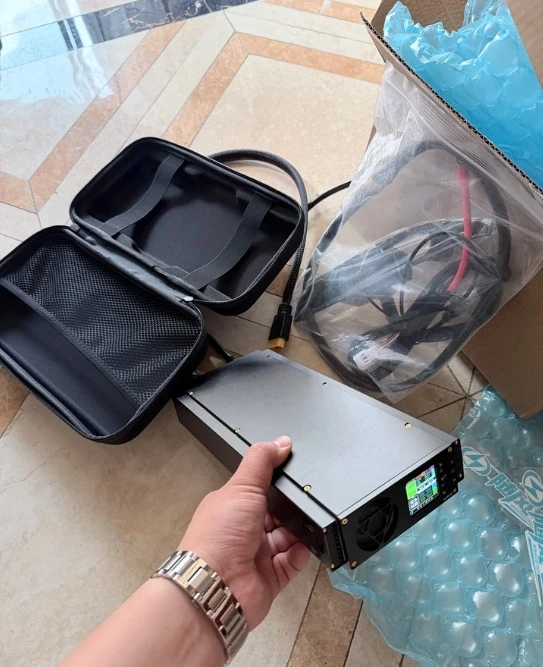 60A Big Cannon 4875 Electric Bike Li-ion Battery Charger 72V 3 Fans Color Screen Bluetooth for 60V E-Bike Scooter
60A Big Cannon 4875 Electric Bike Li-ion Battery Charger 72V 3 Fans Color Screen Bluetooth for 60V E-Bike Scooter
