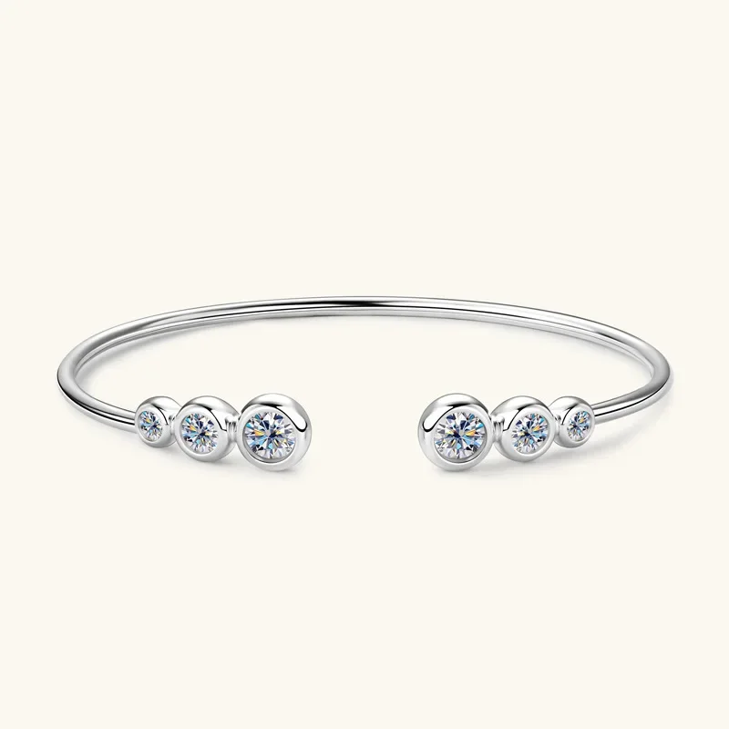 DRring 1.8cttw Bubble Moissanite Bangles for Women Gold Color Luxury Quality Bride Bracelet Pure 925 Silver Jewelry Wholesale
DRring 1.8cttw Bubble Moissanite Bangles for Women Gold Color Luxury Quality Bride Bracelet Pure 925 Silver Jewelry Wholesale