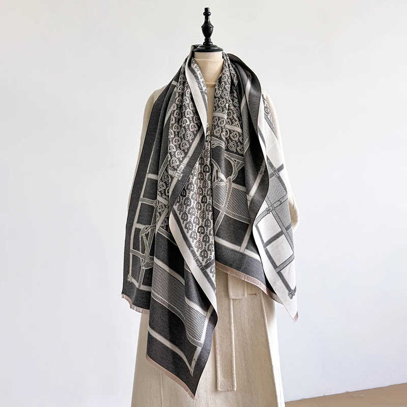 Women's Winter Luxury Thick Warm Pashmina Wrap Imitation Cashmere Scarf with Paisley Jacquard Design for Casual Wear
Women's Winter Luxury Thick Warm Pashmina Wrap Imitation Cashmere Scarf with Paisley Jacquard Design for Casual Wear